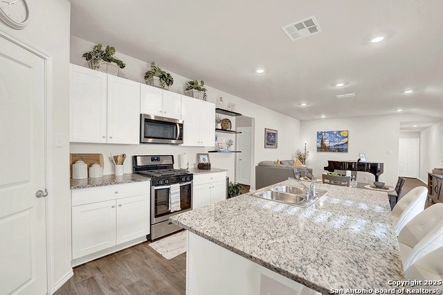 256 Middle Green Loop Property Photo 14