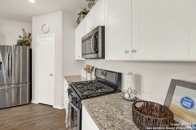 256 Middle Green Loop Property Photo 16