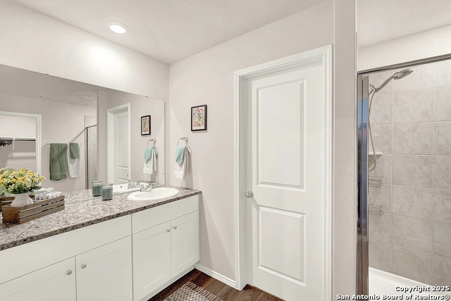 256 Middle Green Loop Property Photo 20