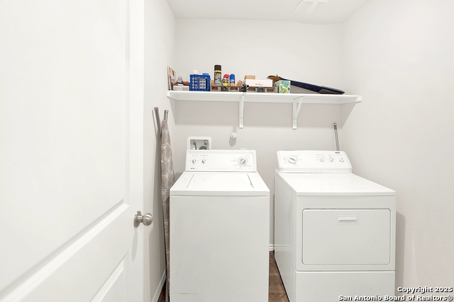 256 Middle Green Loop Property Photo 26