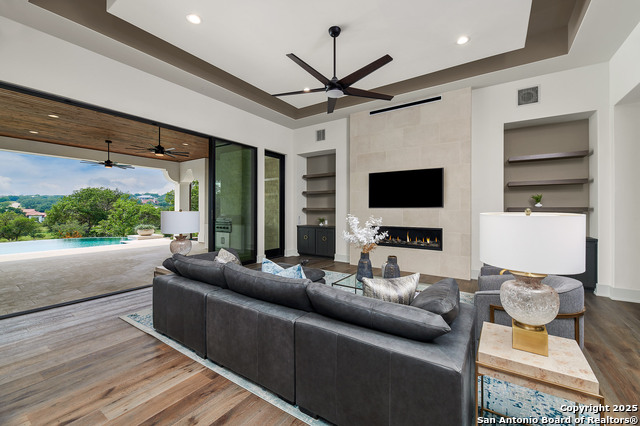 3728 Clubs Dr Property Photo 7