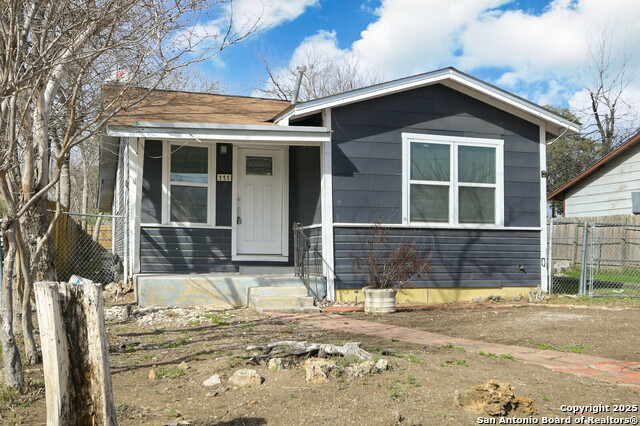 111 Plainview Property Photo