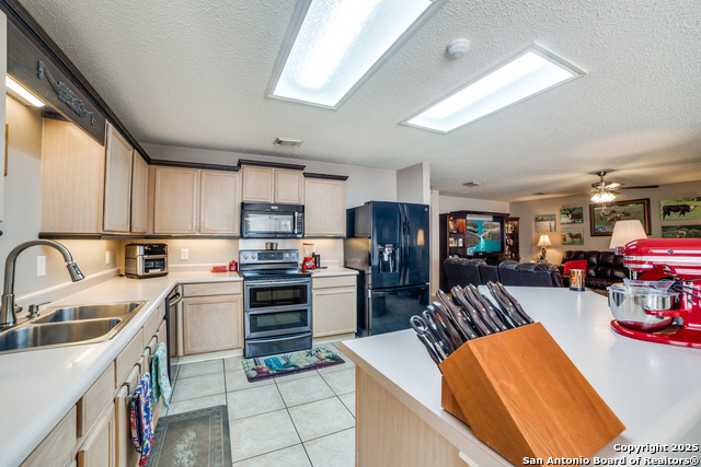 8710 White Quail Property Photo 11