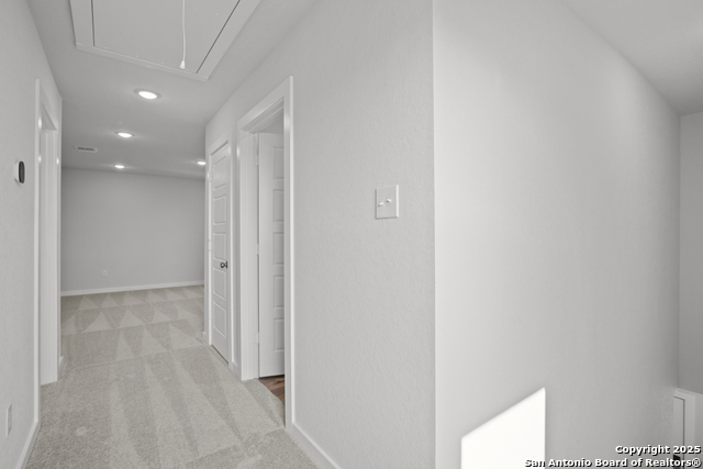 9010 Wildwood Pass Property Photo 10