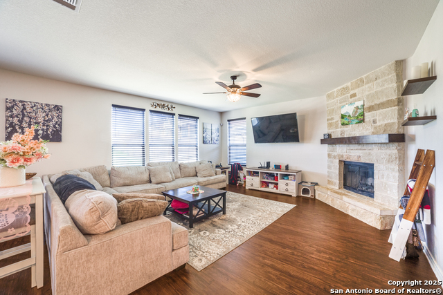 2311 Themis Way Property Photo 7