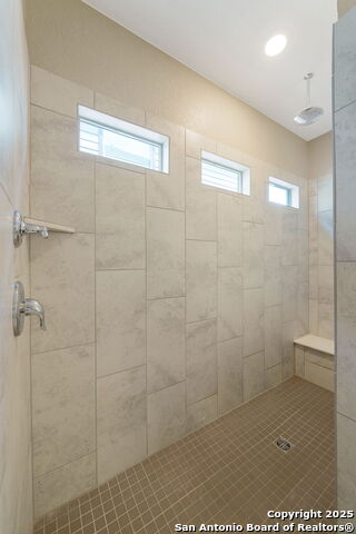 7206 Solar Eclipse Property Photo 20