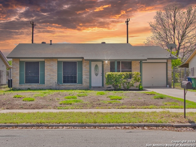 3302 Showboat Property Photo 1