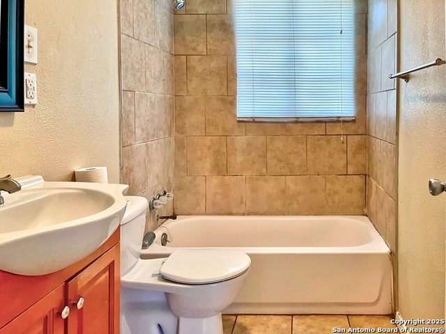 351 Pool Property Photo 7