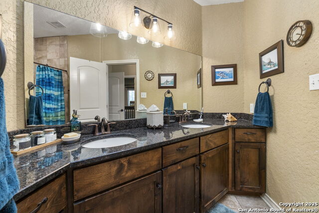 9019 Stoneland Property Photo 19