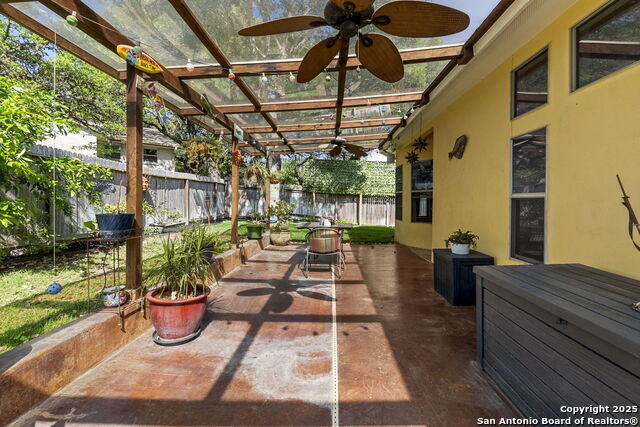 9019 Stoneland Property Photo 26
