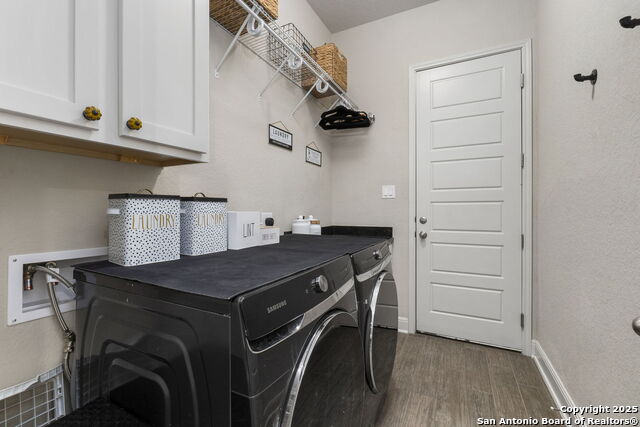 28968 Windlesham Way Property Photo 16