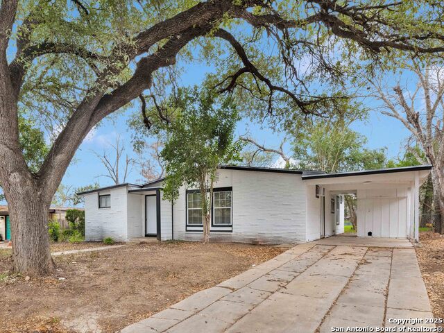 162 Birchwood Property Photo