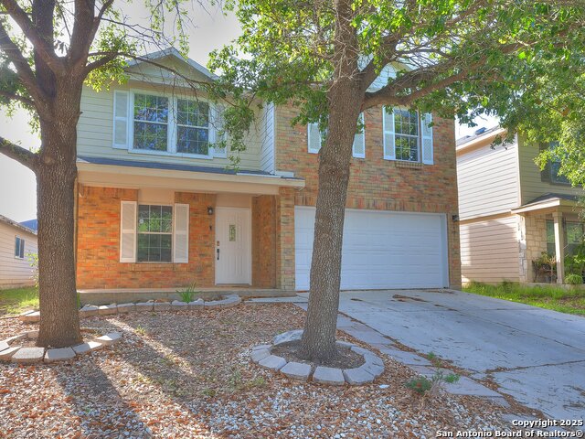 7827 Oakdale Park Property Photo 2