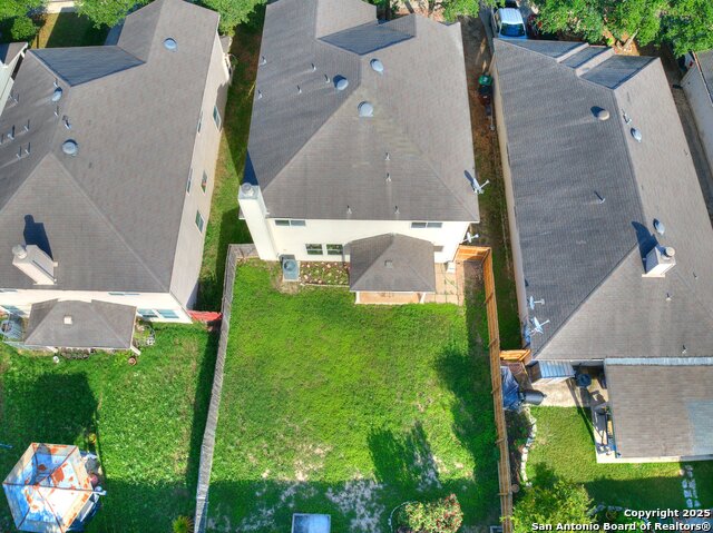 7827 Oakdale Park Property Photo 3