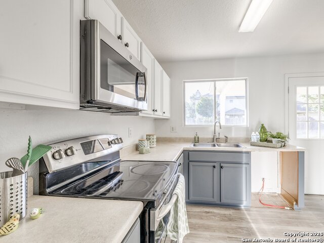 7827 Oakdale Park Property Photo 14