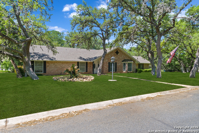 119 W Mossy Cup St Property Photo 1