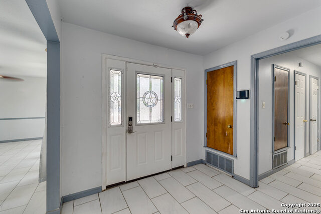 410 De Soto Property Photo 1