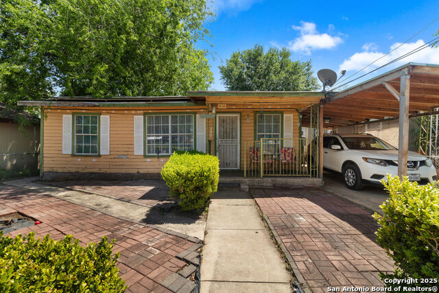 410 Knox St Property Photo