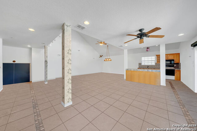 202 Oak Bend Property Photo 31
