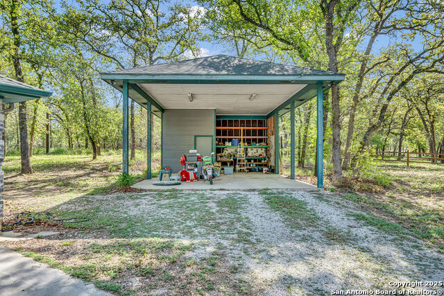202 Oak Bend Property Photo 43