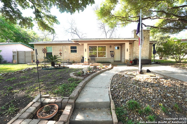 618 Storeywood Property Photo