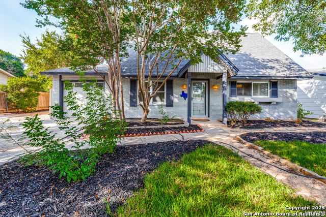 3139 Whitewing Property Photo