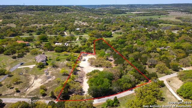 421 Lake Side Cir Property Photo 1