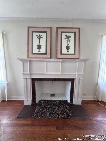 128 E Elmview Property Photo 5