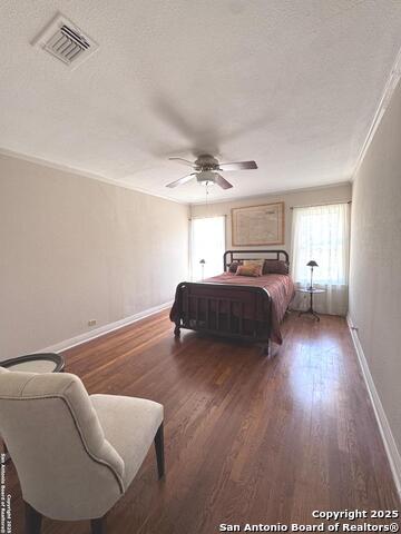 128 E Elmview Property Photo 9