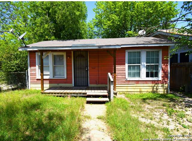 2015 Martin Luther King Property Photo