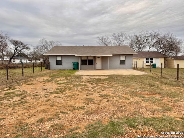 203 Zanderson Property Photo
