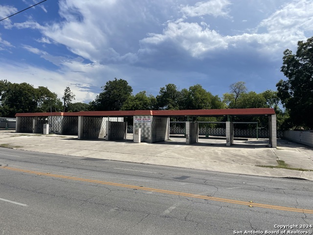 1220 Steves Ave Property Photo 5