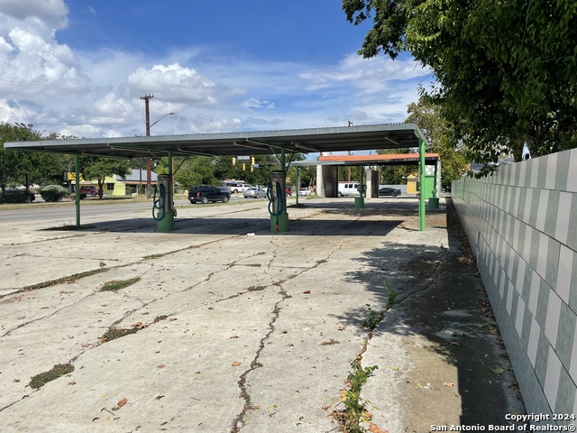 1220 Steves Ave Property Photo 13
