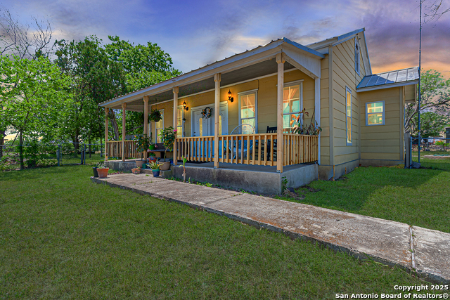 6432 Fm725 Property Photo 1