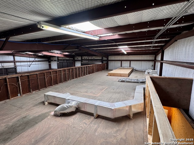 1501 Lillian Property Photo 14