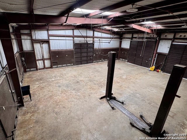 1501 Lillian Property Photo 15