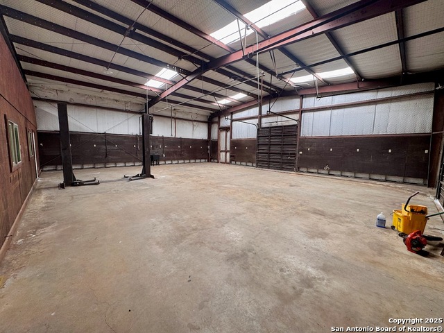 1501 Lillian Property Photo 16