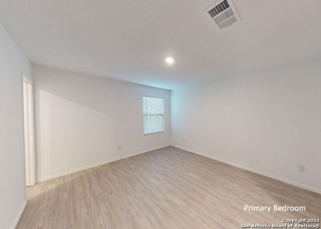 10423 Beachball Bend Property Photo 5