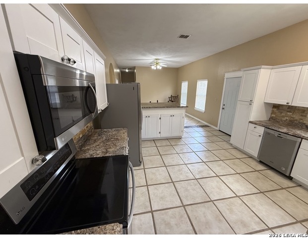 1077 C Rd Property Photo 8