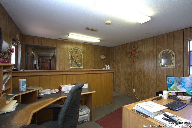 3754 Pleasanton Rd Property Photo 5