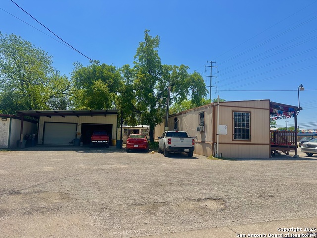 3754 Pleasanton Rd Property Photo 8
