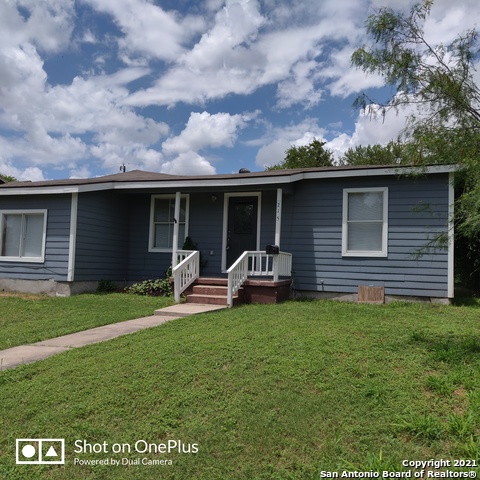 215 Bradford Property Photo