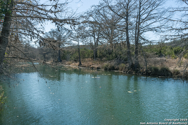 320 Overland Trail W Property Photo 4