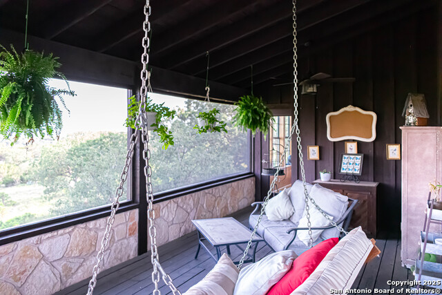 320 Overland Trail W Property Photo 11