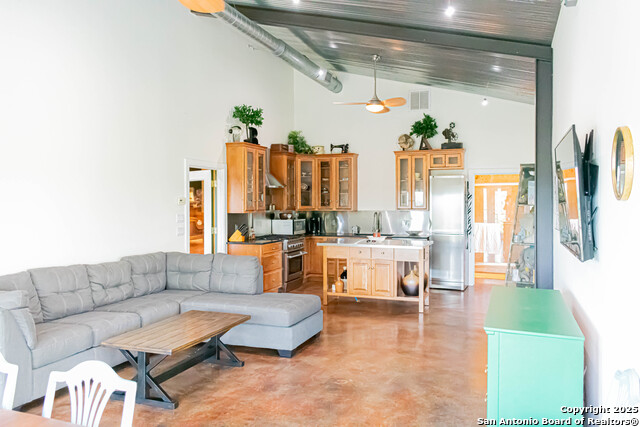 320 Overland Trail W Property Photo 16