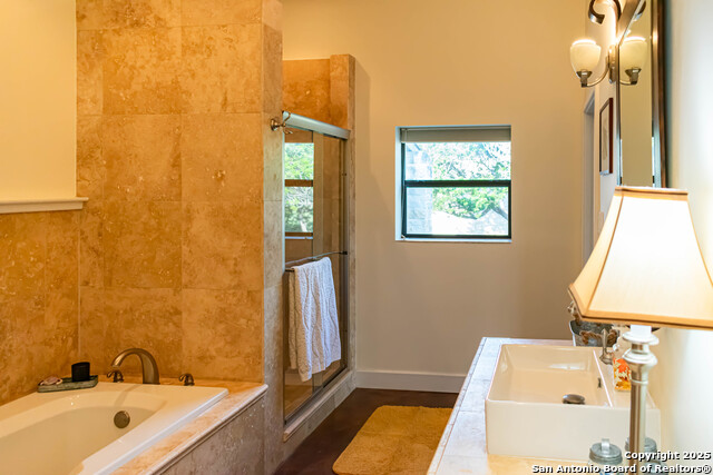 320 Overland Trail W Property Photo 17