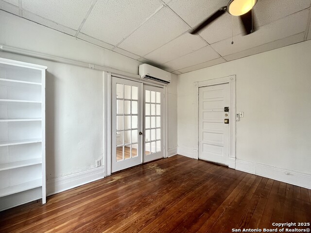 827 Steves Ave Property Photo 8