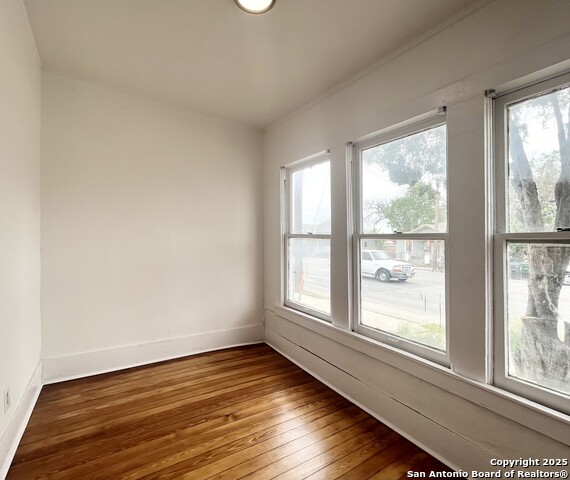 827 Steves Ave Property Photo 9