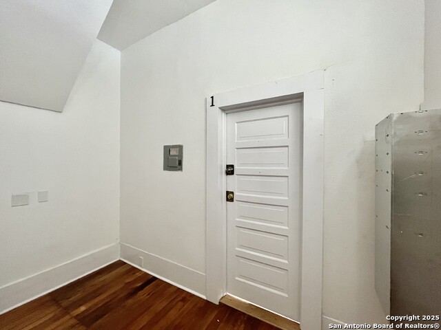 827 Steves Ave Property Photo 28