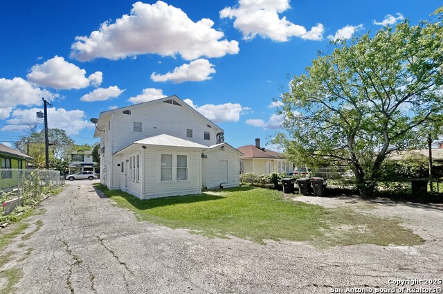 827 Steves Ave Property Photo 29